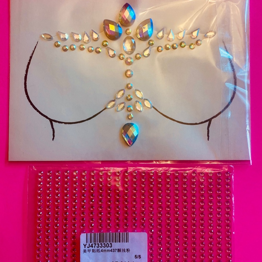 (1) BODY JEWELRY WITH BONUS (1)JEWELS